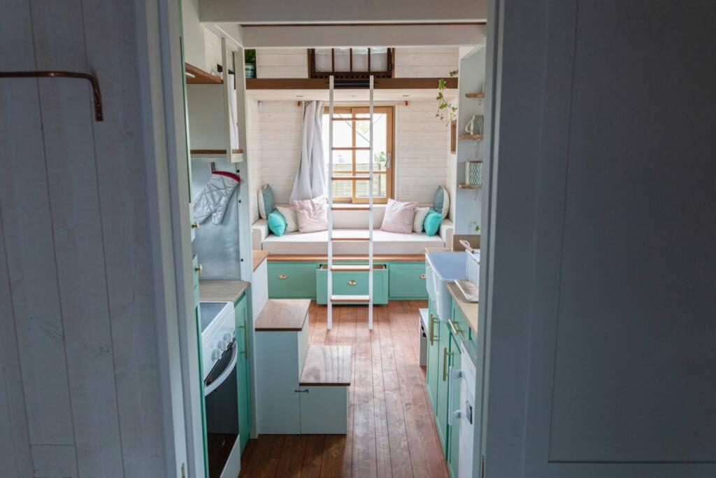 돌드브레테인 Tiny House En Baie Du Mont-Saint-Michel 빌라 외부 사진